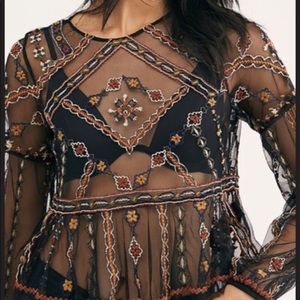 NWT Free People gorgeous top! This is beautiful!